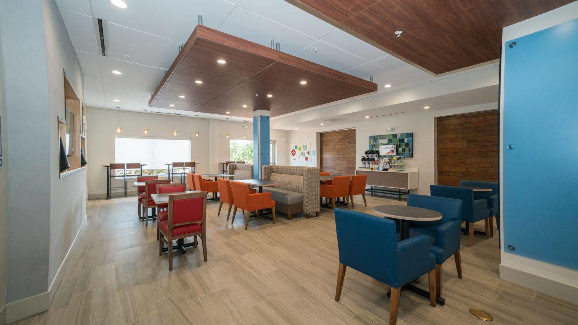 Holiday Inn Express & Suites - Southaven Central - Memphis By Ihg Luaran gambar